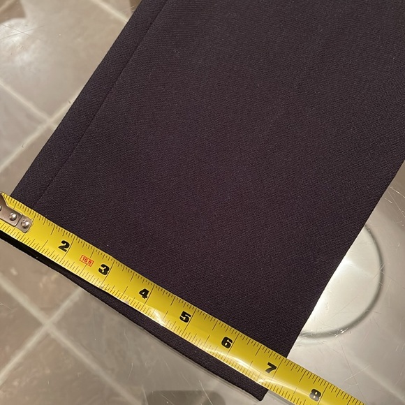 Talbots Petites, tapered leg,belt loops, stretch, lay flat on body, stretch EUC - Picture 10 of 13